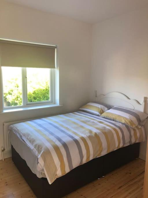 Townhouse Clifden: Located In The Heart Of Connemara别墅 外观 照片