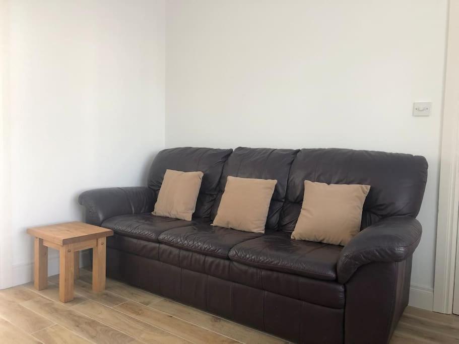 Townhouse Clifden: Located In The Heart Of Connemara别墅 外观 照片