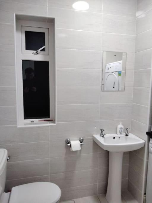 Townhouse Clifden: Located In The Heart Of Connemara别墅 外观 照片