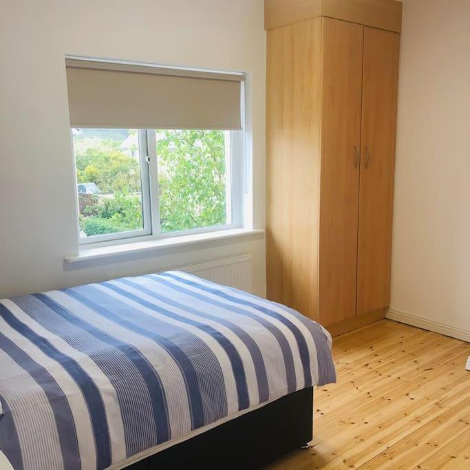 Townhouse Clifden: Located In The Heart Of Connemara别墅 外观 照片